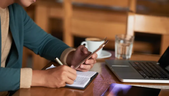 Beköltözés - Hotel Operator Kft